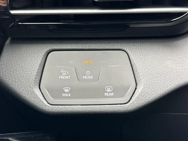 New 2026 Opal White Pearl Volkswagen Pro S image 43
