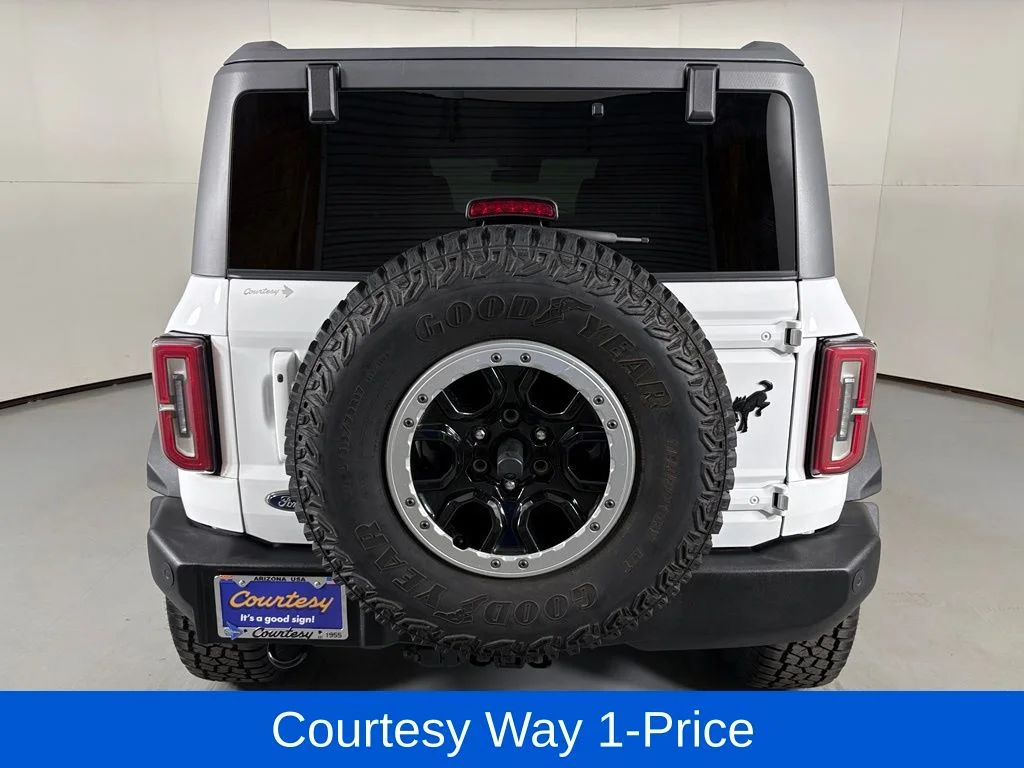 Used 2022 White Ford Outer Banks image 9