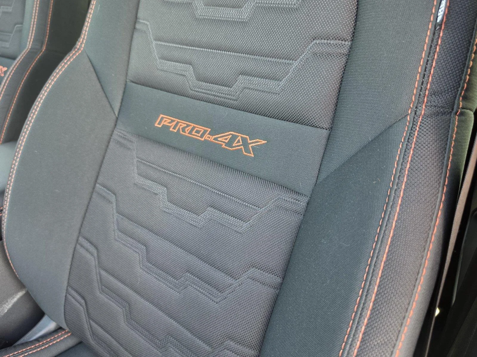 Used 2025 Boulder Gray Pearl Nissan PRO-4X image 16