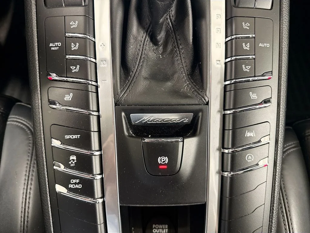 Certified Used 2020 Black Porsche  image 21