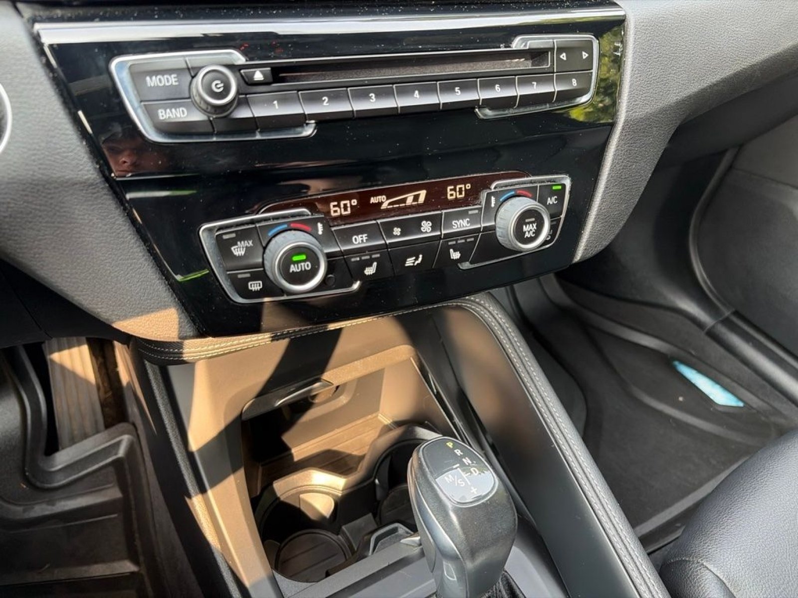 Used 2018 Jet Black BMW xDrive28i image 18
