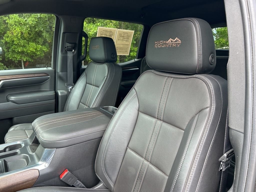 Used 2023 Black Chevrolet High Country image 22