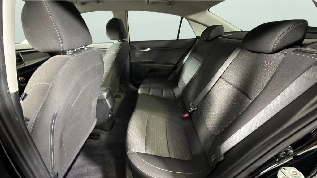 Used 2023 Black Kia S image 26