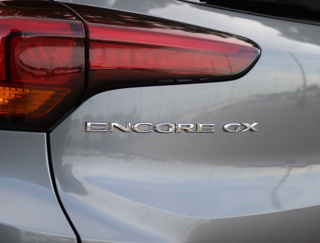 Used 2020 SATIN STEEL METALLIC Buick Essence image 35