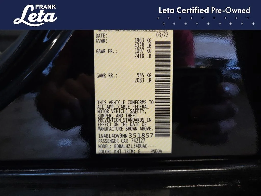 Used 2022 Black Nissan 2.5 SV image 27