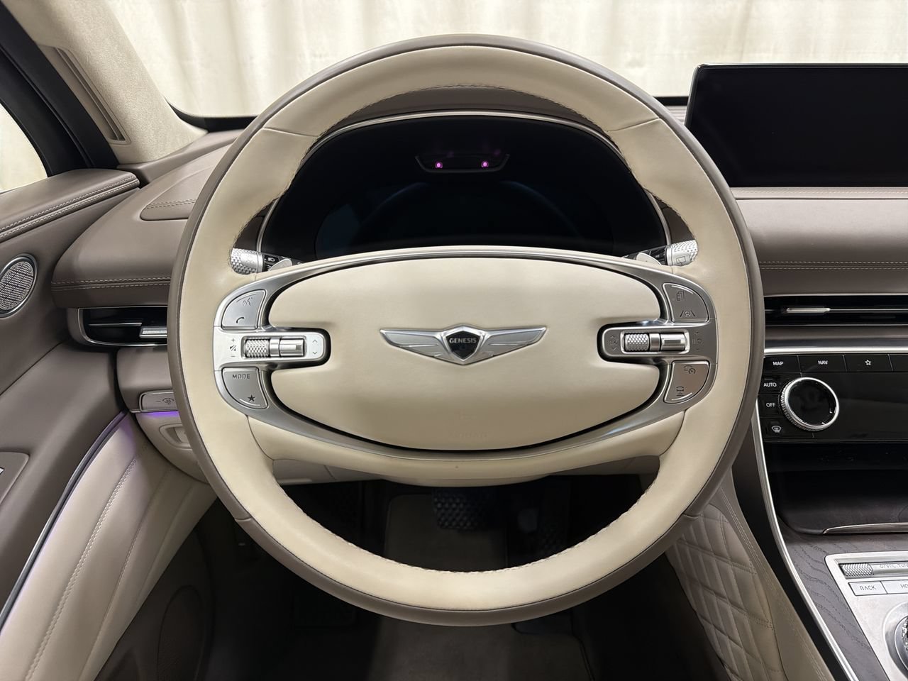 2024 GENESIS GV80 Standard - Photo 16