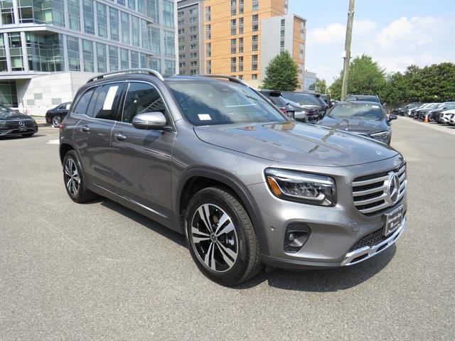 Used 2026 Mountain Grey Metallic Mercedes-Benz GLB 250 image 5