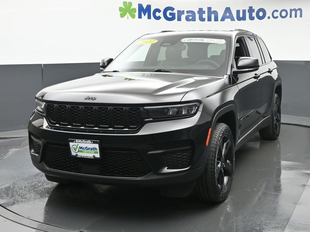 Used 2023 Black Jeep Altitude X image 20