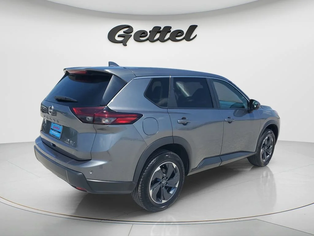 Used 2024 Gray Nissan SV Intelligent AWD image 5