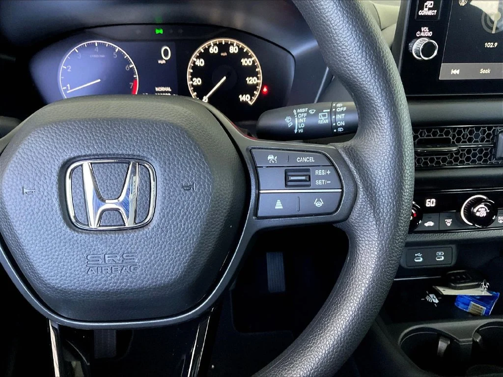 New 2027 Platinum White Pearl Honda LX AWD image 13