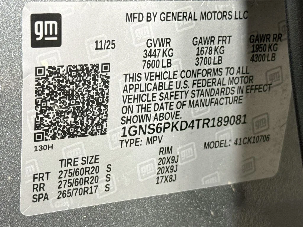 Used 2026 Gray Chevrolet Z71 image 33