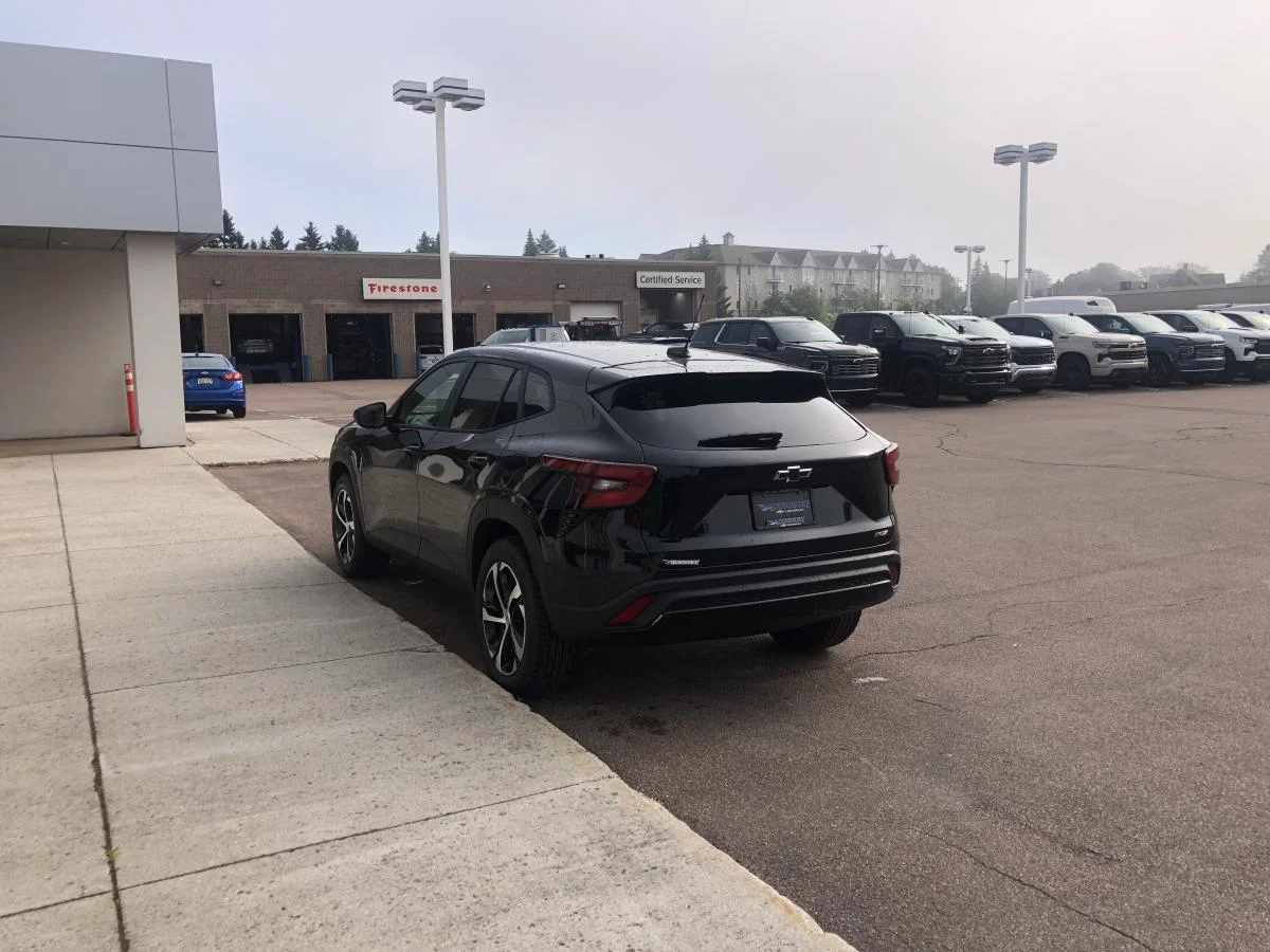 New 2026 Black Chevrolet Fwd 4dr 1rs image 5