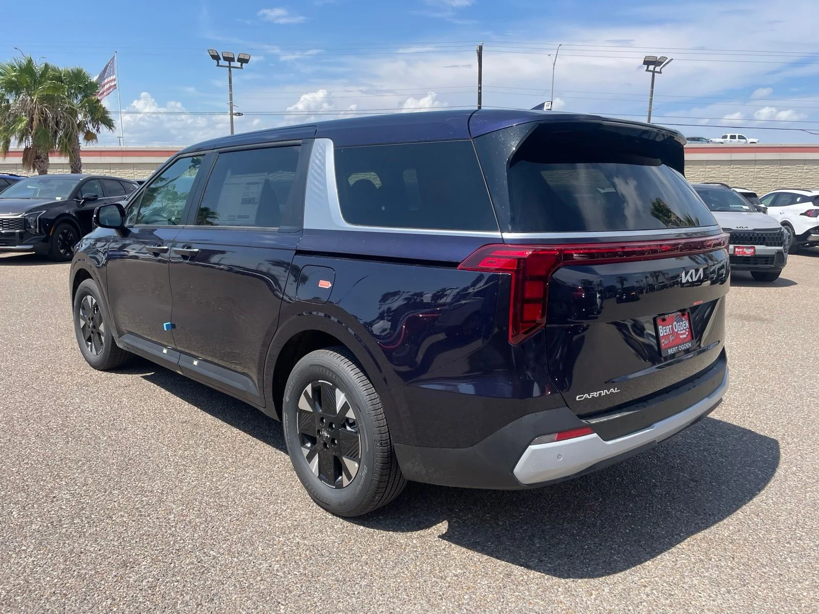 New 2027 Blue Kia LXS image 5