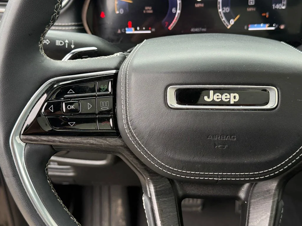 Used 2023 Black Jeep Overland image 15