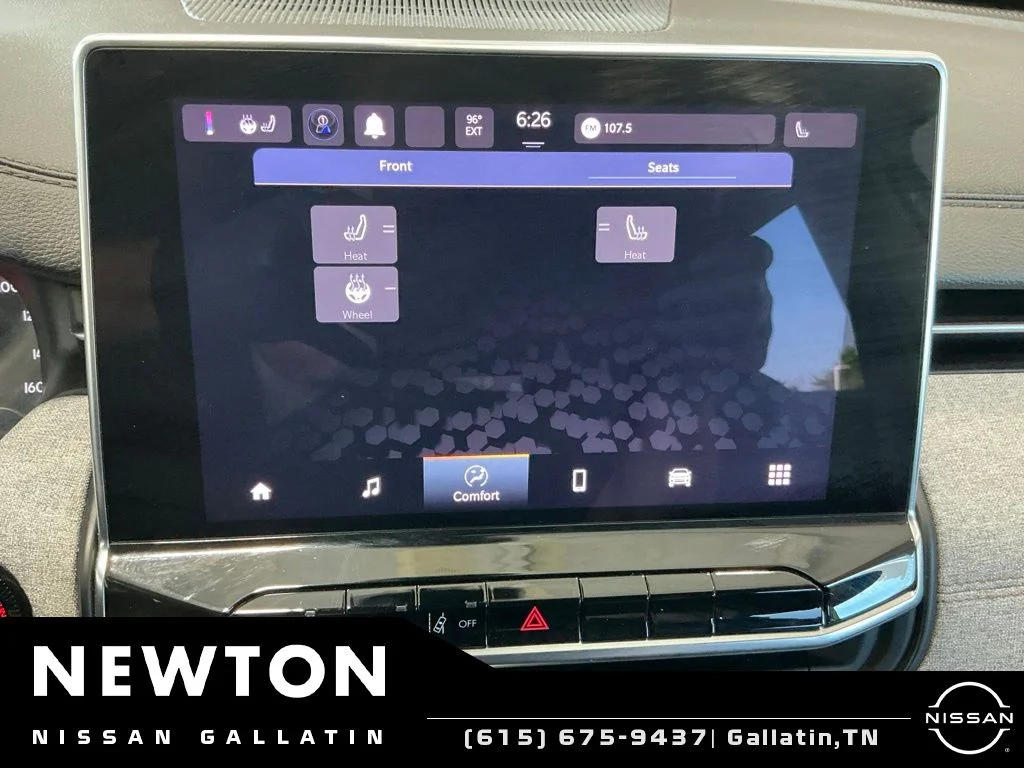Used 2022 Bright White Clearcoat Jeep Latitude Lux image 11