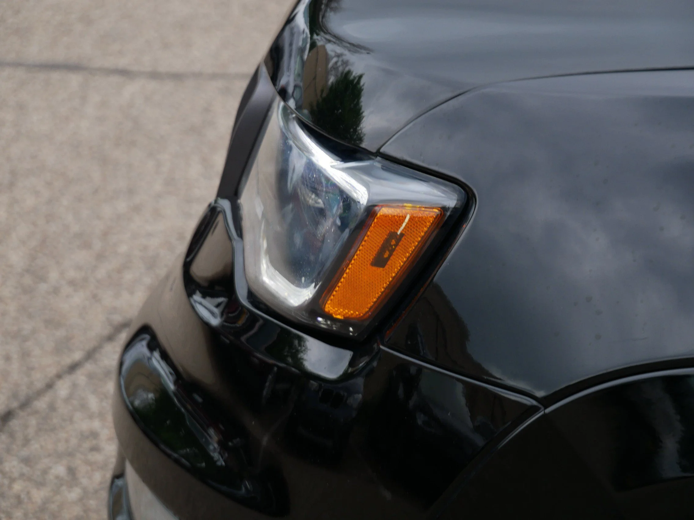 Used 2020 Diamond Black Crystal Pearlcoat Jeep Limited X image 16
