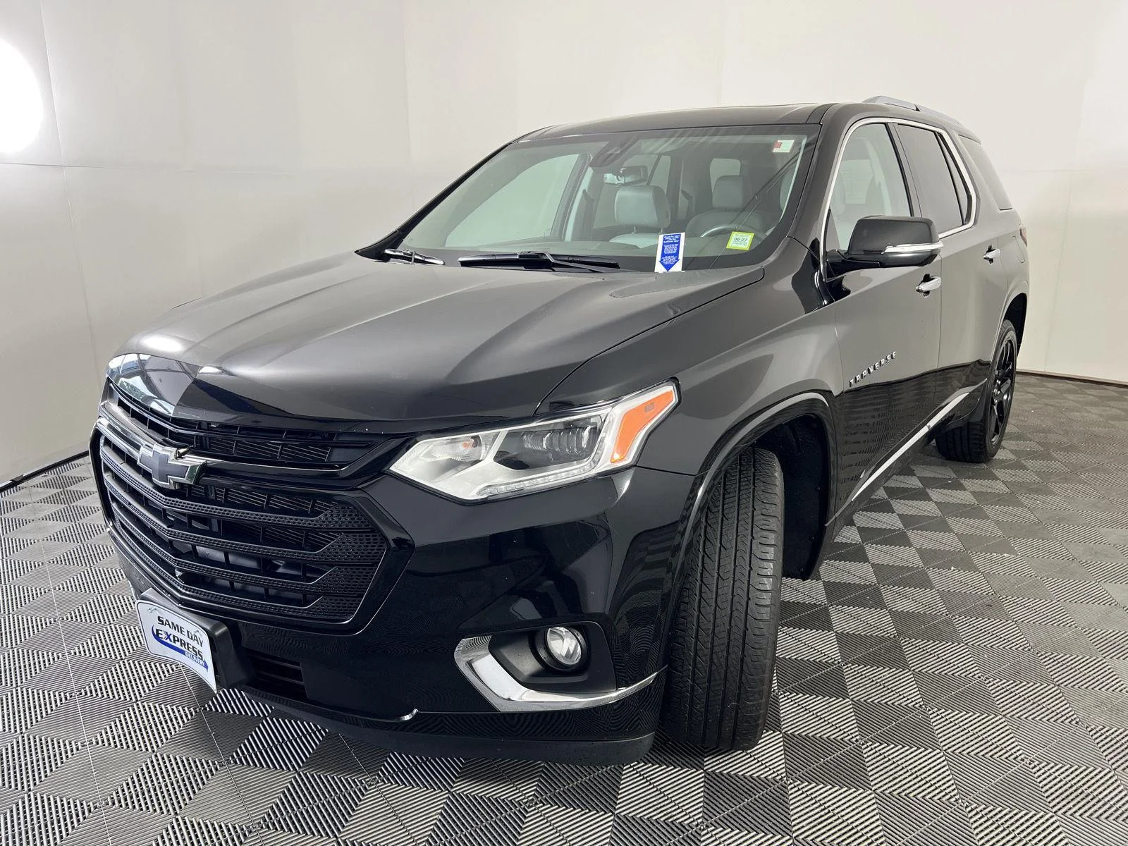 Used 2020 Mosaic Black Metallic Chevrolet Premier image 20