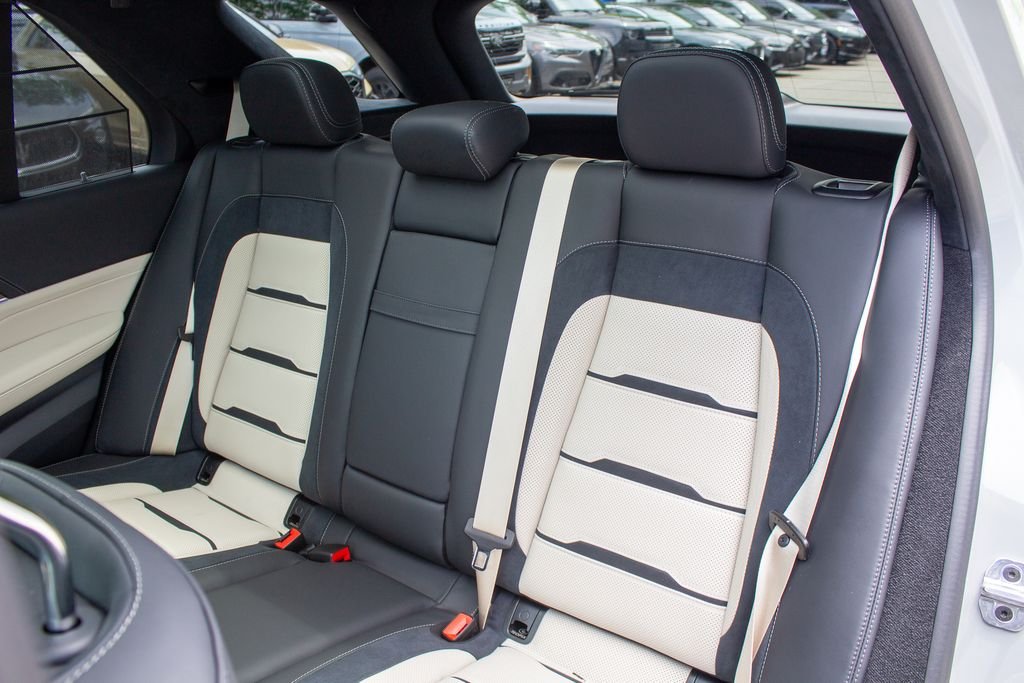Used 2026 MANUFAKTUR Alpine Gray Mercedes-Benz GLE 63 S AMG® image 22