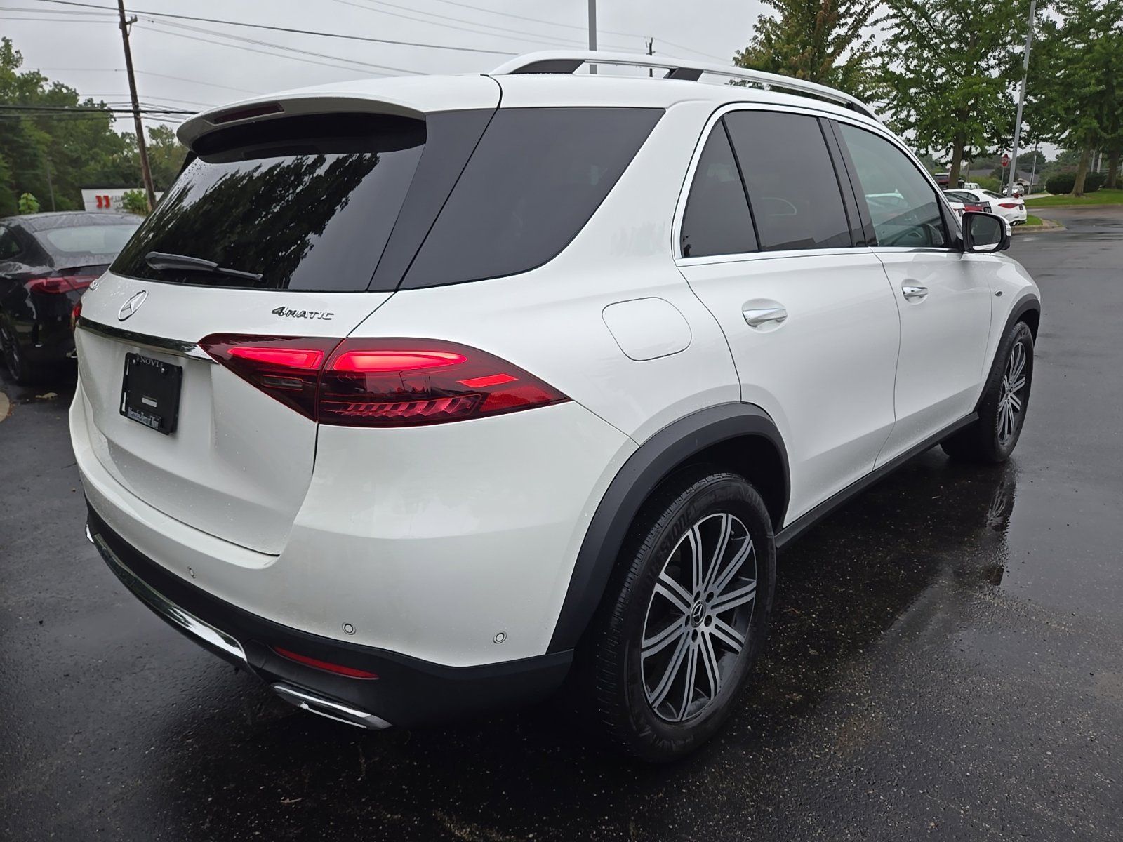 Certified Used 2025 White Mercedes-Benz GLE 450e image 5