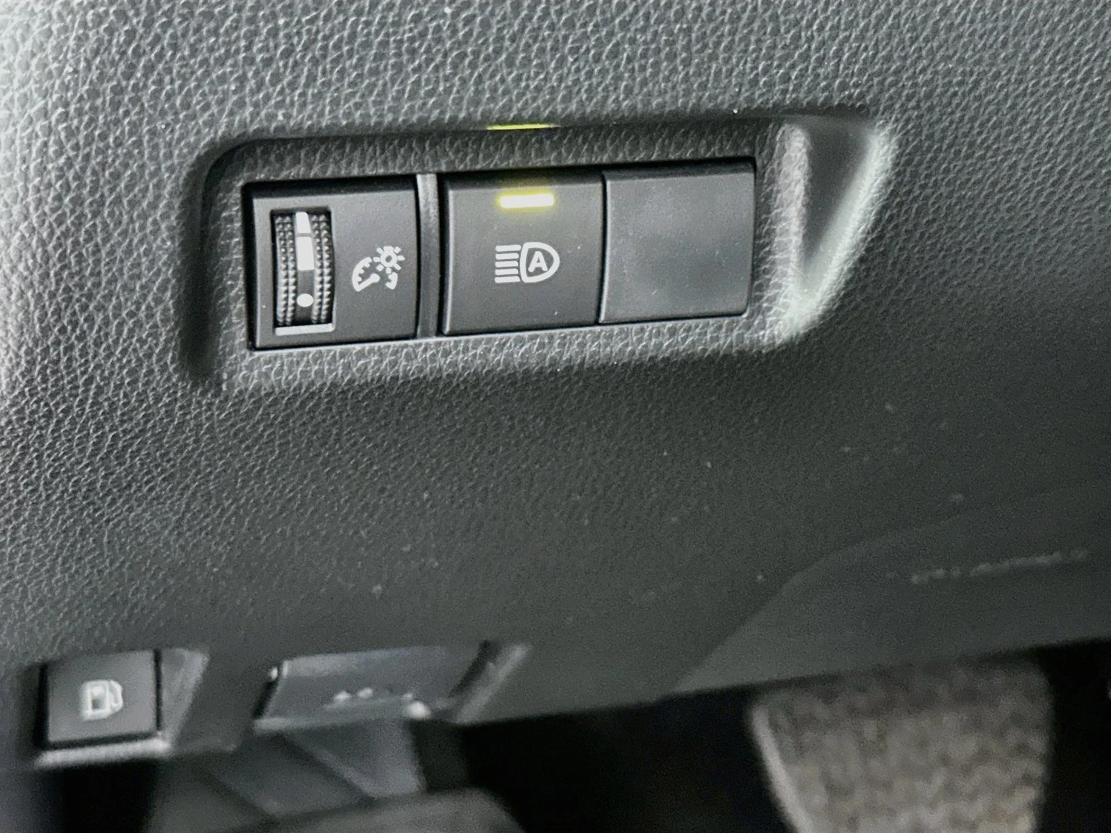 Certified Used 2025 Silver Toyota XLE image 10
