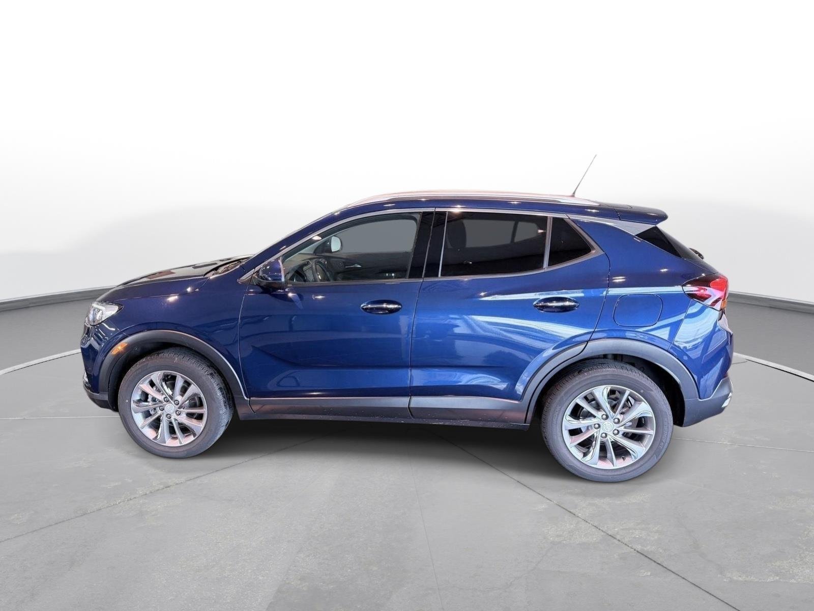 Used 2023 Sapphire Metallic Buick Essence image 14