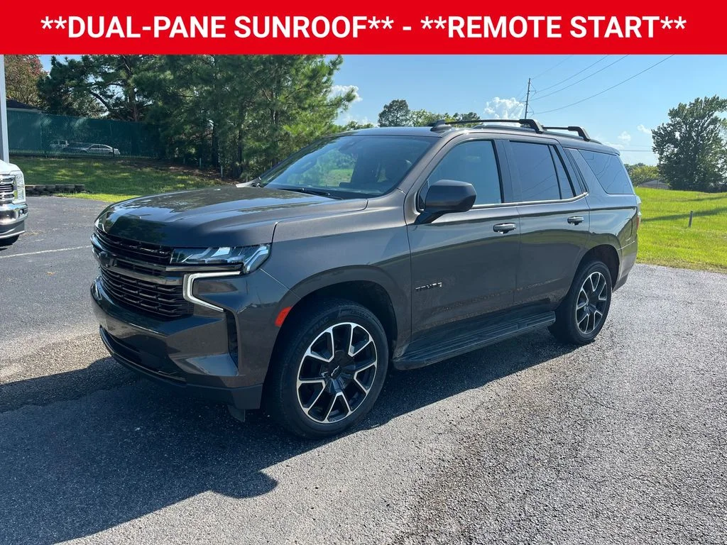 Used 2021  Chevrolet RST image 2