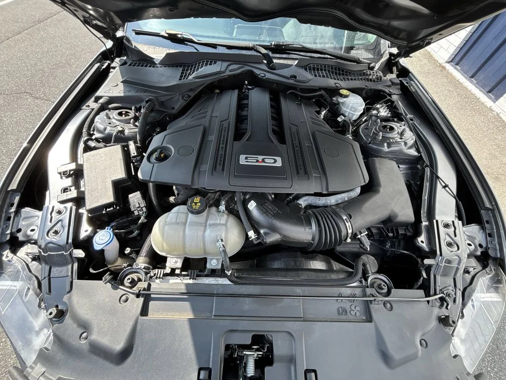 Used 2021 Gray Ford GT Premium image 17