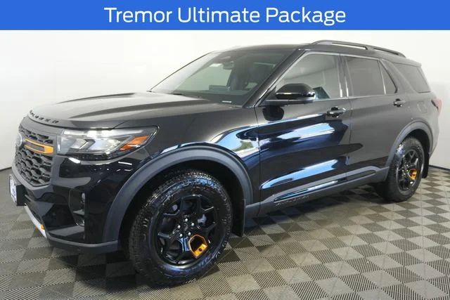 New 2026 Agate Black Metallic Ford Tremor® image 4
