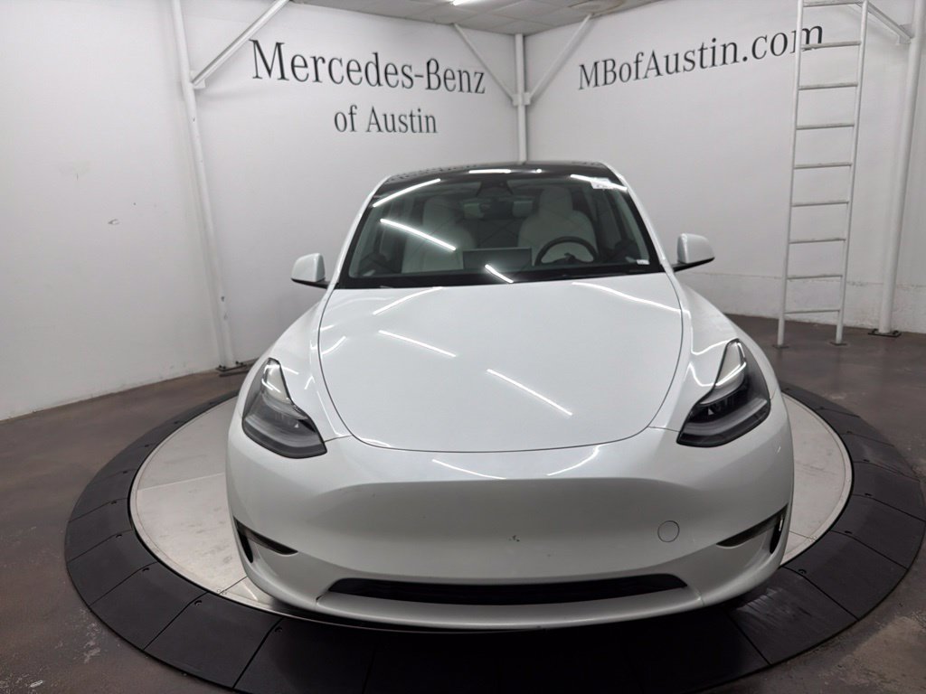 Used 2023 White Tesla Long Range image 2