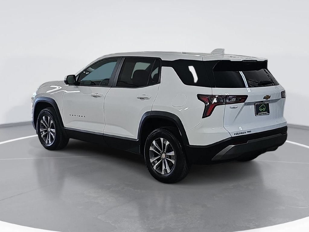 Certified Used 2025 Summit White Chevrolet LT image 6