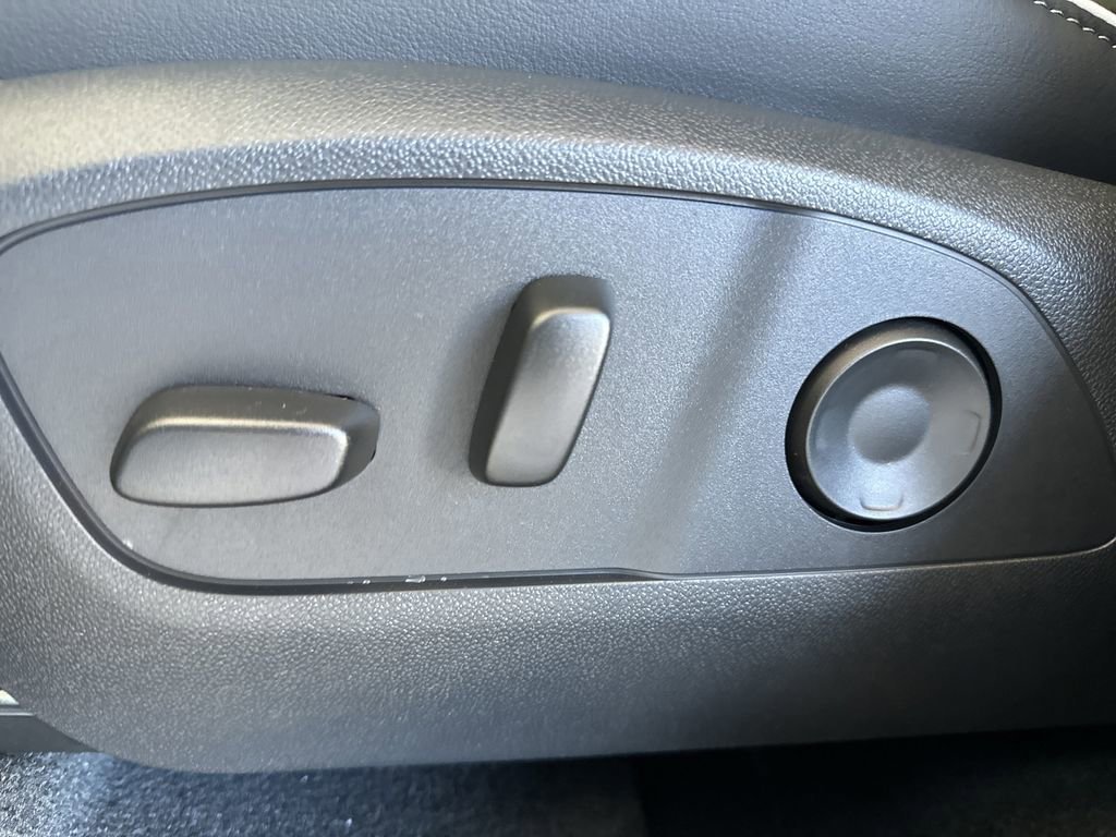 2026 Buick Enclave Sport Touring - Photo 16