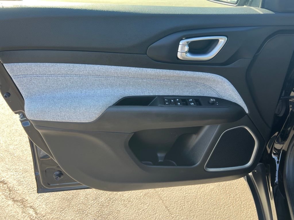 2024 Jeep Compass Latitude - Photo 12