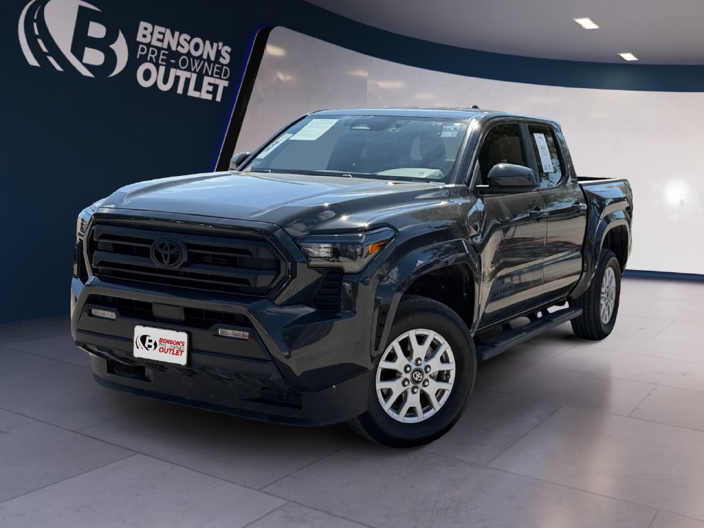 Used 2024  Toyota SR5 image 1