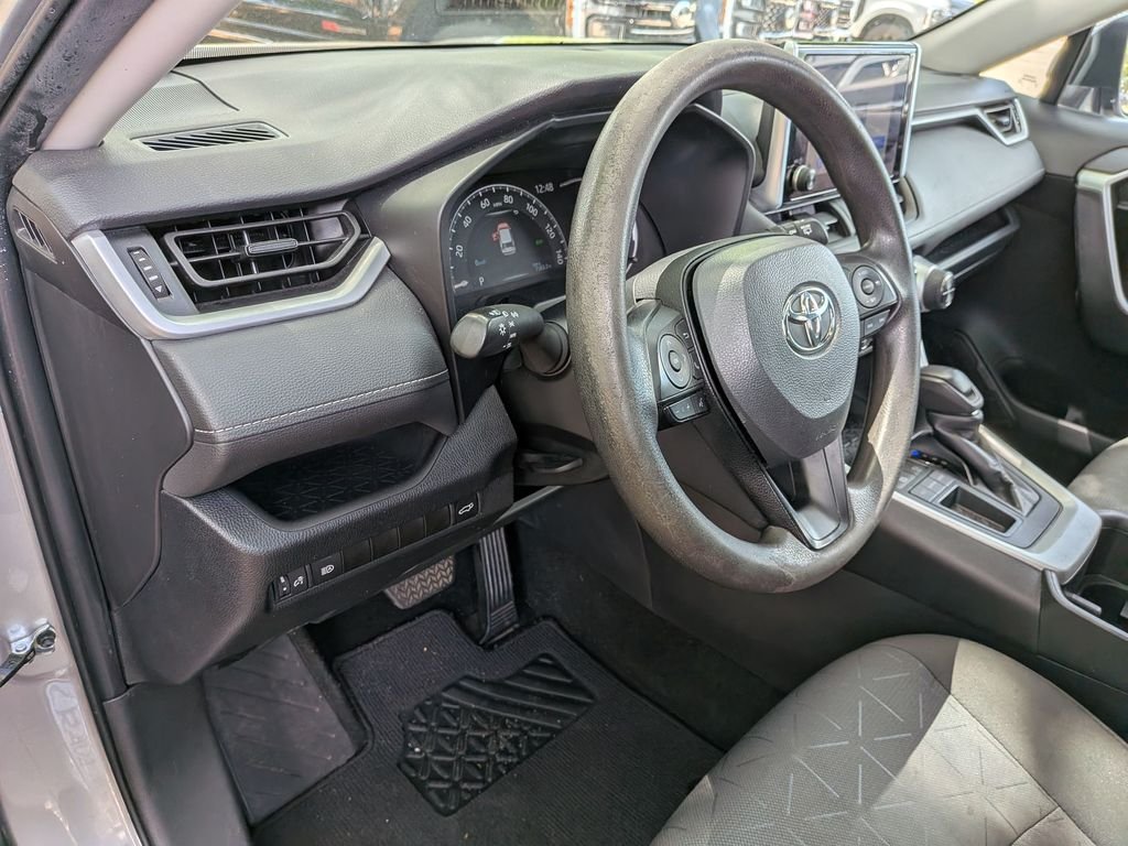 Used 2024 Silver Sky Metallic Toyota XLE image 33