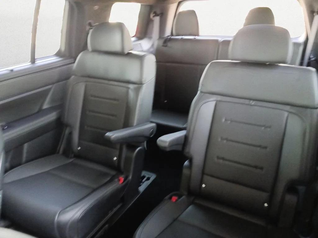 Used 2024 Gray Hyundai Calligraphy image 9