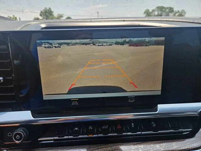Used 2024 Summit White Chevrolet LT Trail Boss image 20