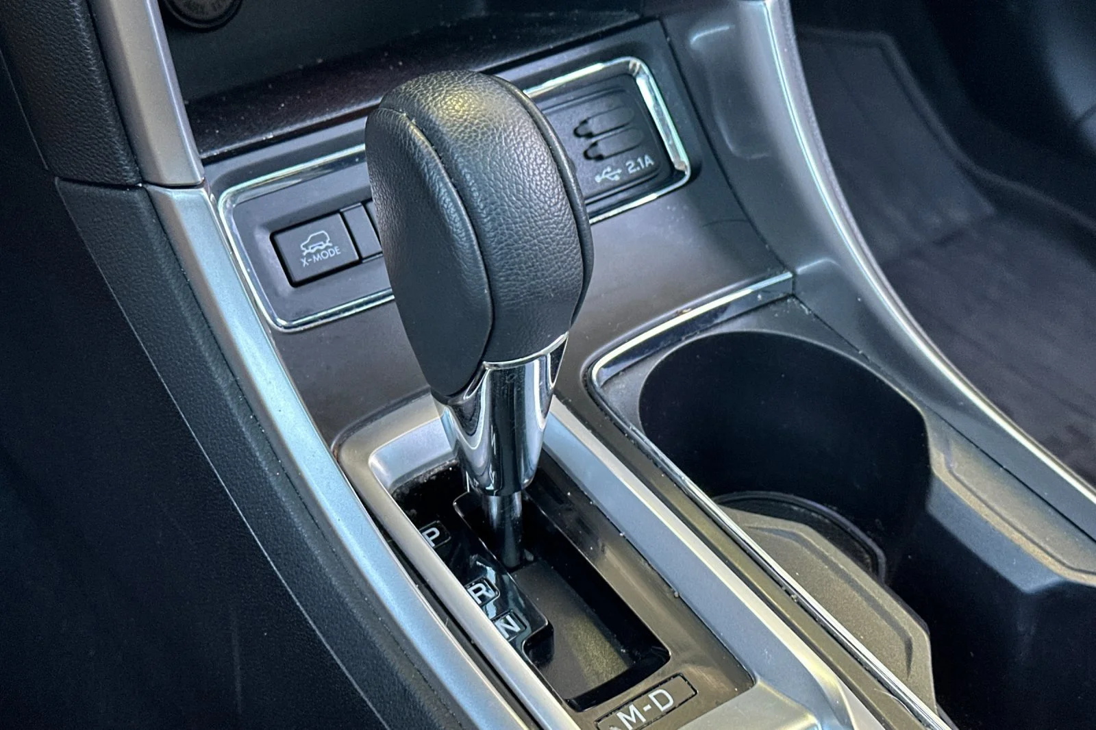 Used 2019 Tungsten Metallic Subaru Limited image 23