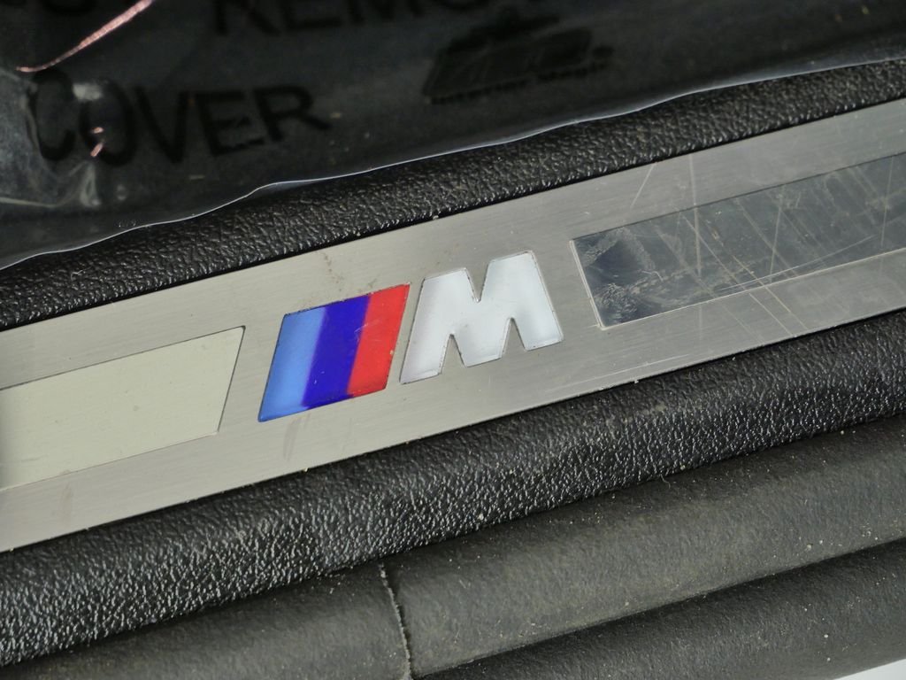 Certified Used 2026 Alpine White BMW xDrive40i image 28