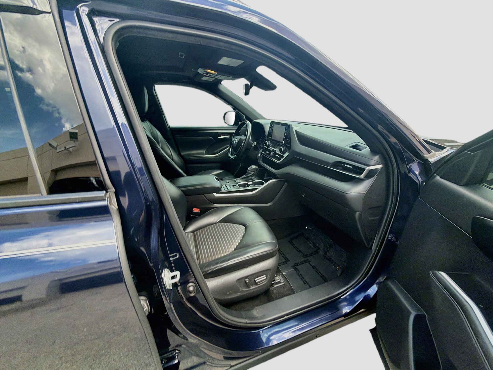 Used 2021 Blueprint Toyota XSE image 29