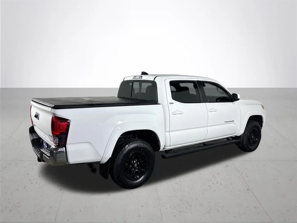 Used 2020 White Toyota SR5 image 6