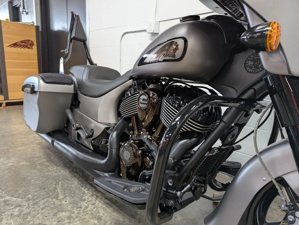 Certified Used 2022 HEAVY METAL SMOKE / POLISHED BRONZE Indian Motorcycle  image 5