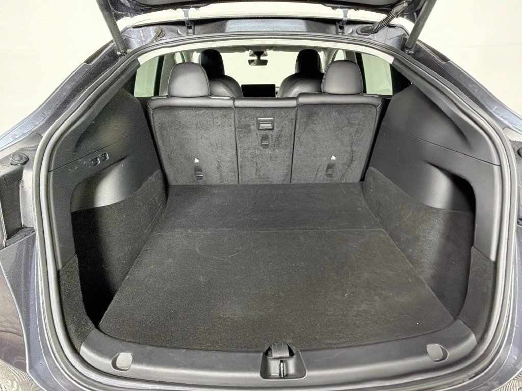 Used 2022 Gray Tesla Long Range image 28