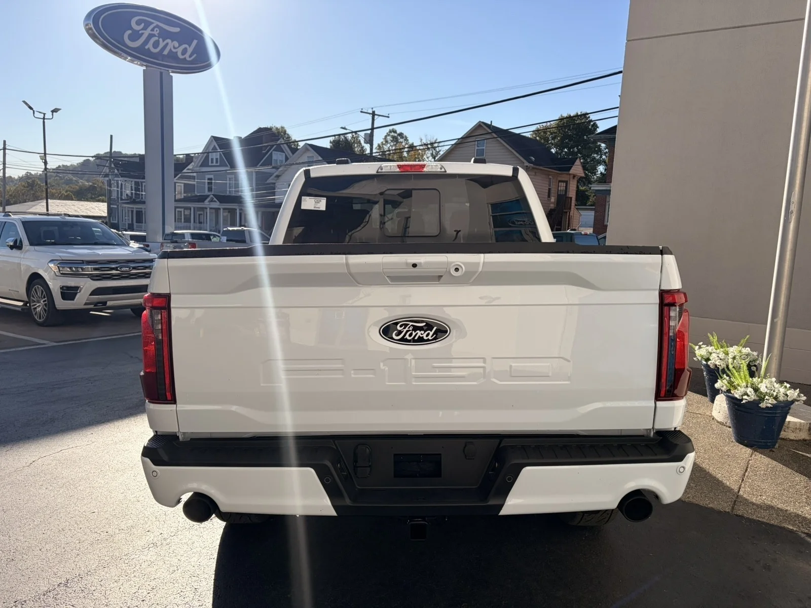 New 2026 Oxford White Ford XLT image 8