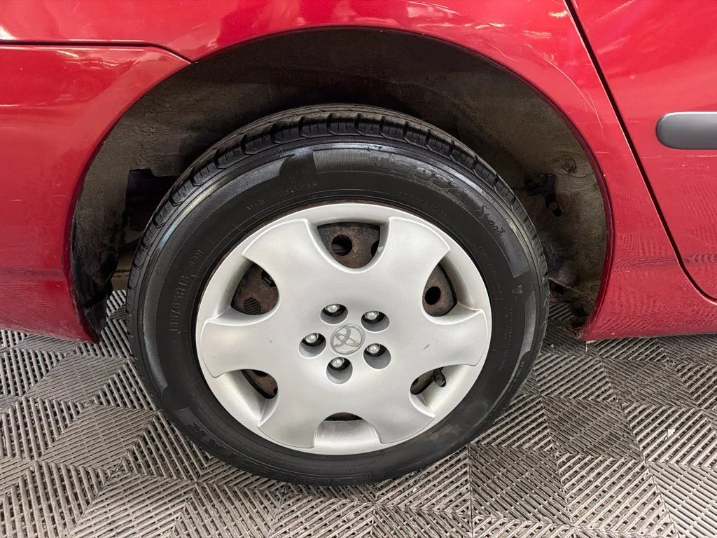 Used 2003 Red Toyota CE image 13