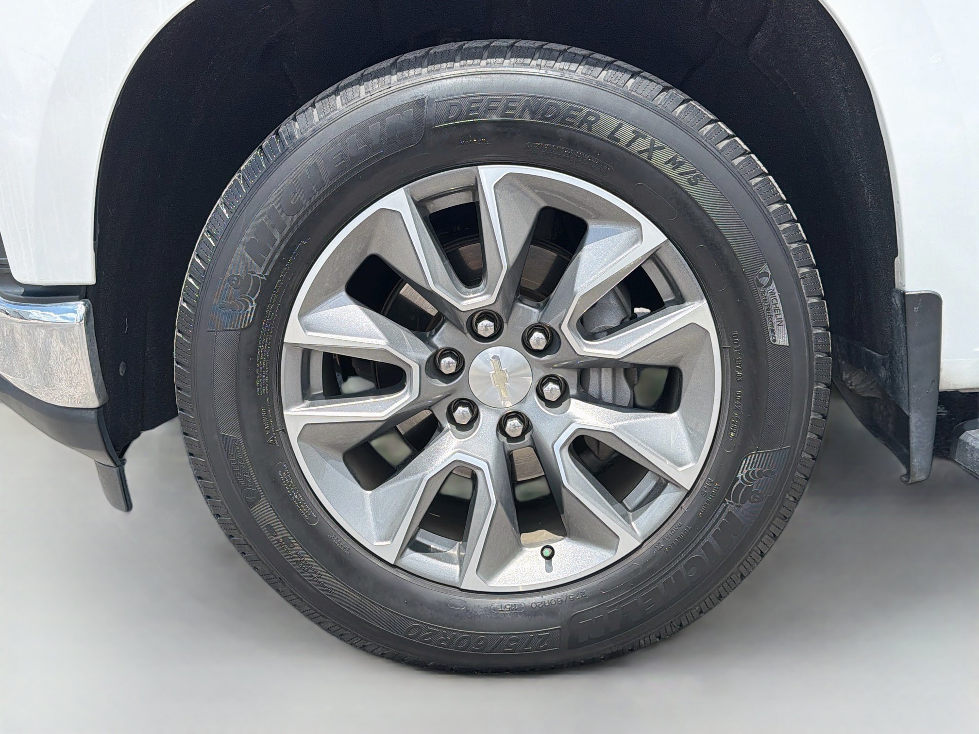 Used 2020 Summit White Chevrolet LT image 38