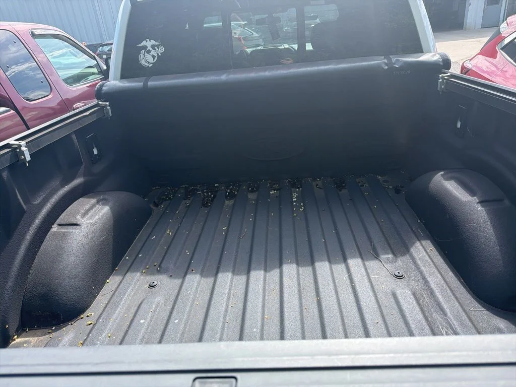 Used 2020 White Ford XLT image 12