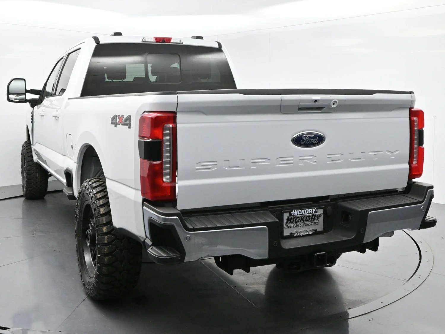 Used 2024 Oxford White Ford LARIAT image 6