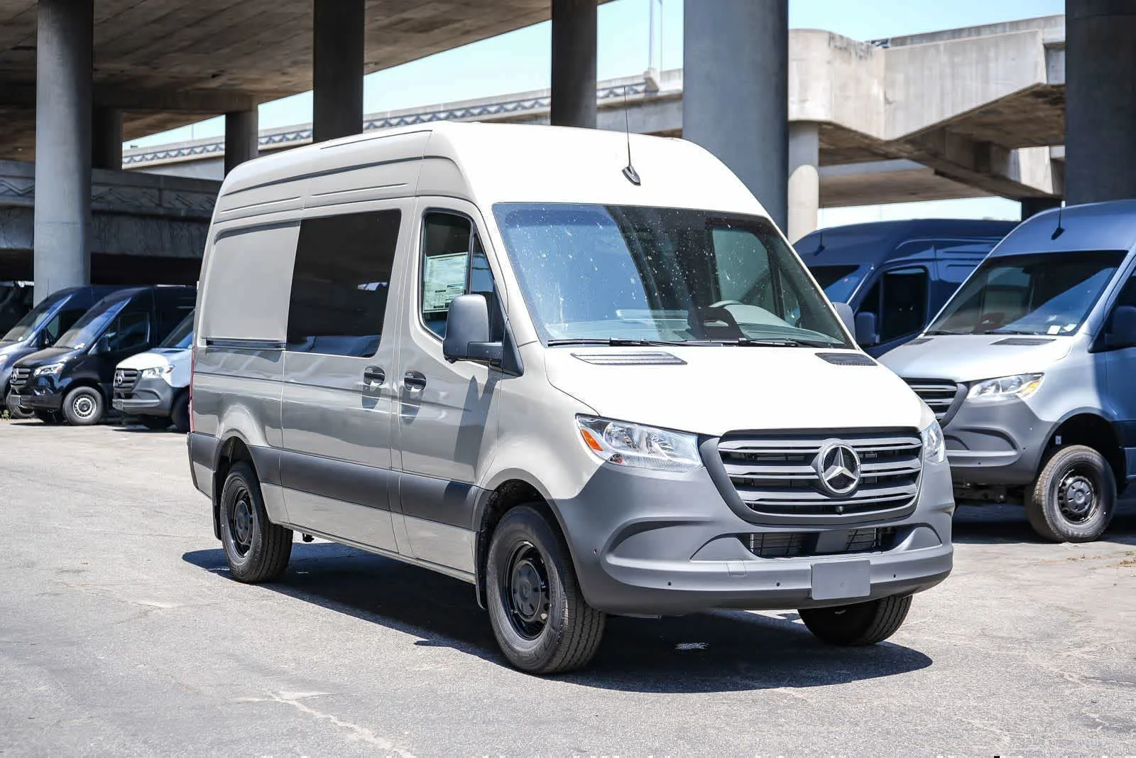 New 2026 Stone Gray Mercedes-Benz Crew 144WB High Roof RWD 2.0L I4 Diesel Turbo HO image 3