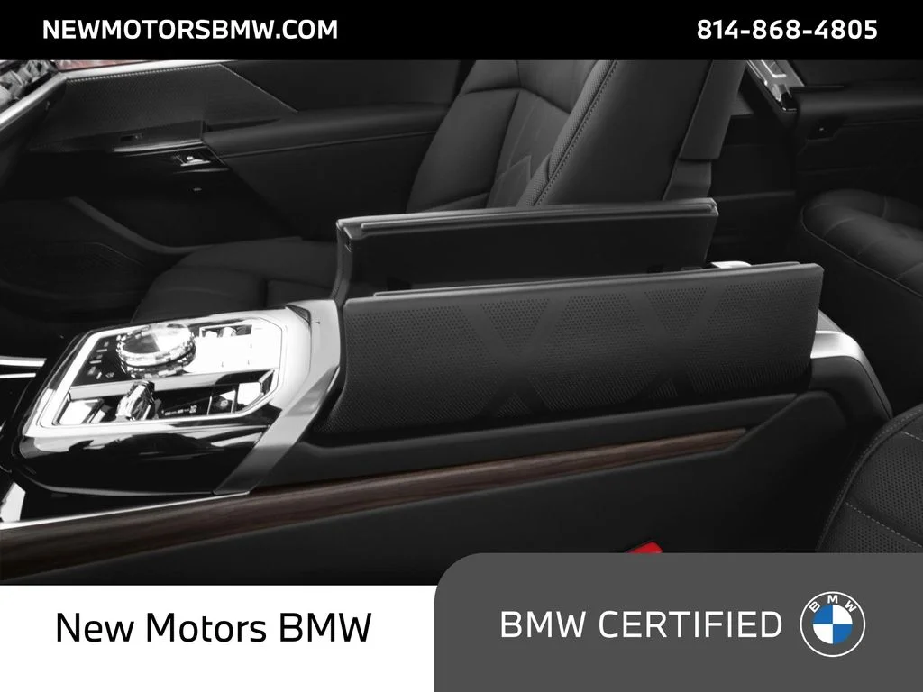 Used 2023 Black Sapphire Metallic BMW 760i xDrive image 9
