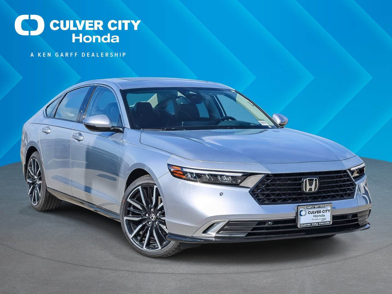 New 2026 Solar Silver Metallic Honda Touring image 1